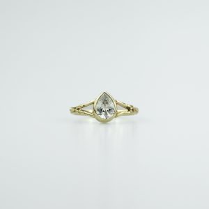 Yellow Gold Crystal Ice Oros
