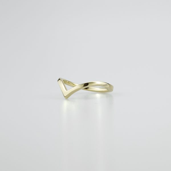 Yellow Gold Wishbone