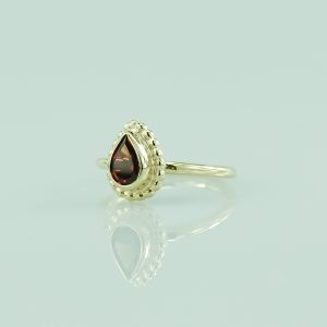 Yellow Gold Yenne