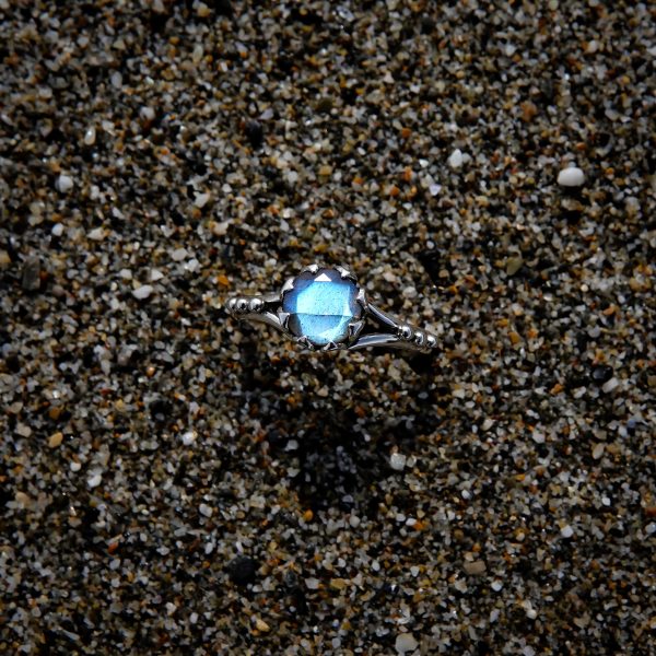 Morrîgan 2.0 Labradorite