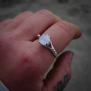 Morrîgan 2.0 Moonstone