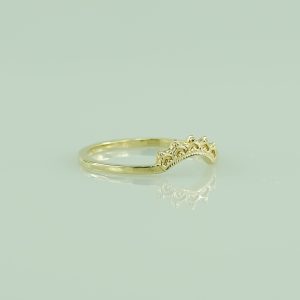 Yellow Gold Circe