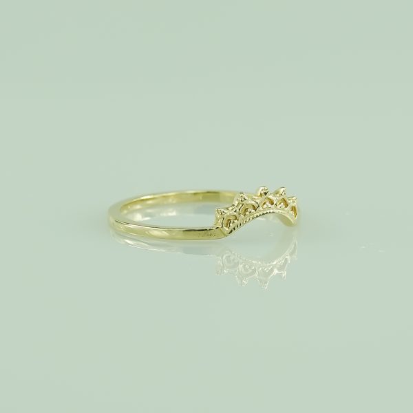 Yellow Gold Circe