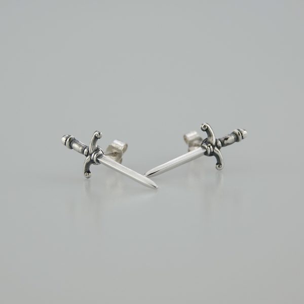 Dagger Studs