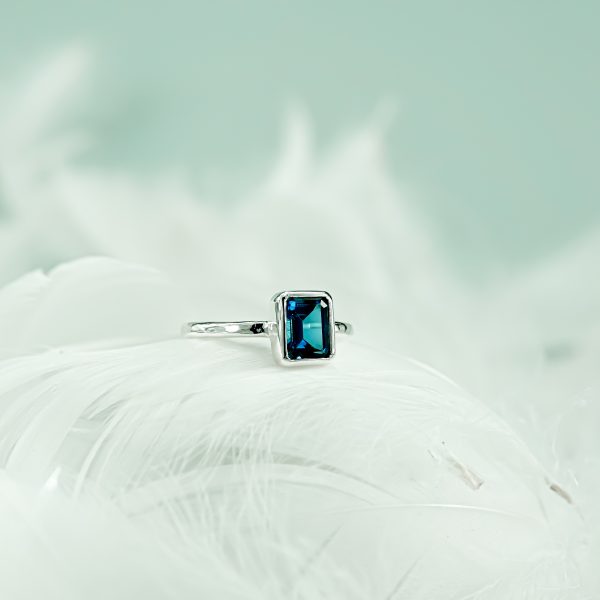 London Blue Topaz Corentyn