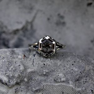 Tourmalated Quartz Rubic