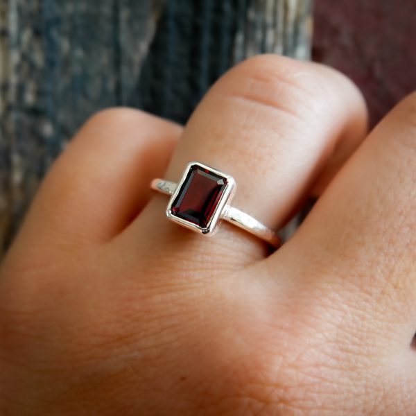 Garnet Corentyn