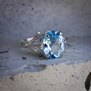 Sky Blue Topaz Medea